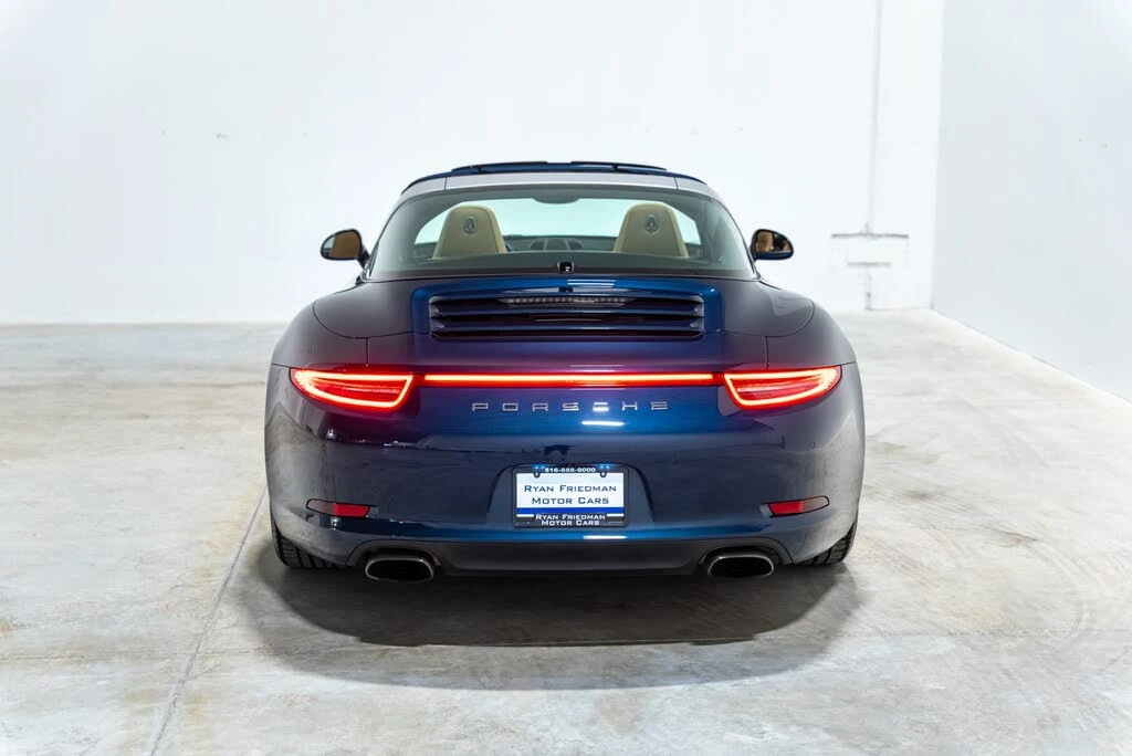2015 Porsche 991 Targa 4 & 4S - Image 12 of 31