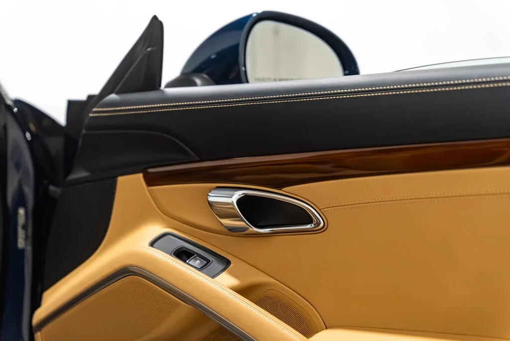 2015 Porsche 991 Targa 4 & 4S - Image 21 of 31