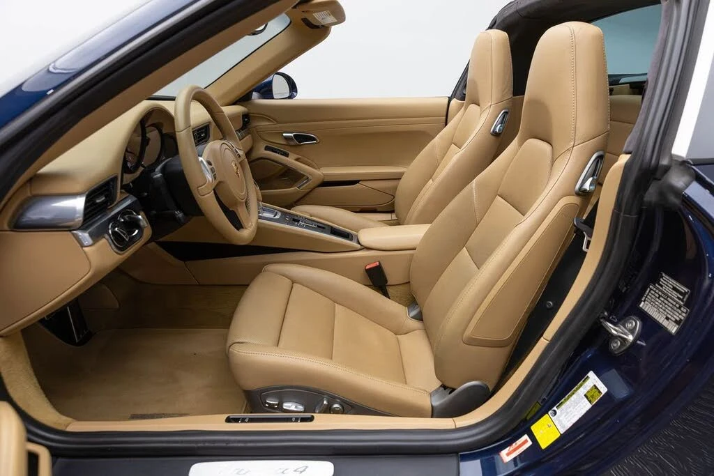 2015 Porsche 991 Targa 4 & 4S - Image 16 of 31