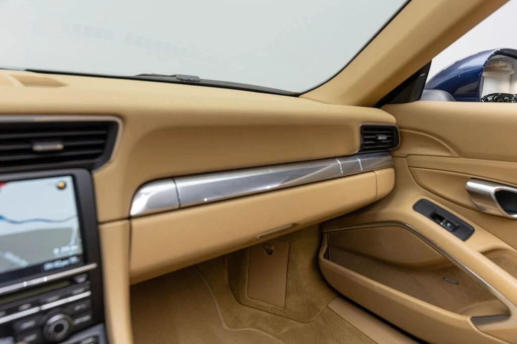 2015 Porsche 991 Targa 4 & 4S - Image 27 of 31
