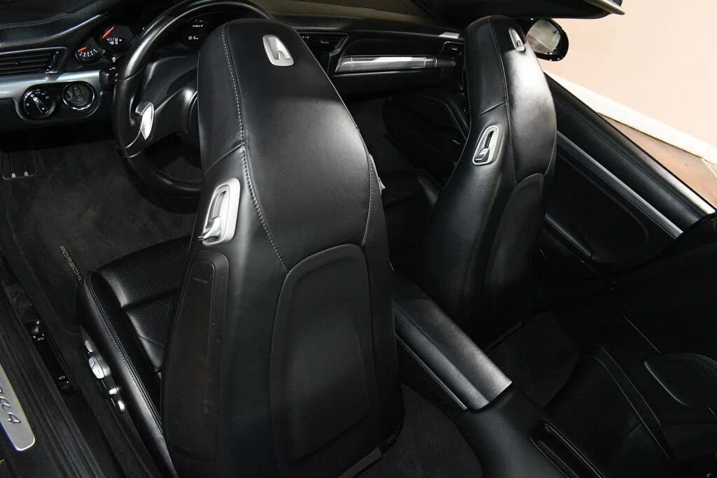 2015 Porsche 991 Targa 4 & 4S - Image 15 of 31