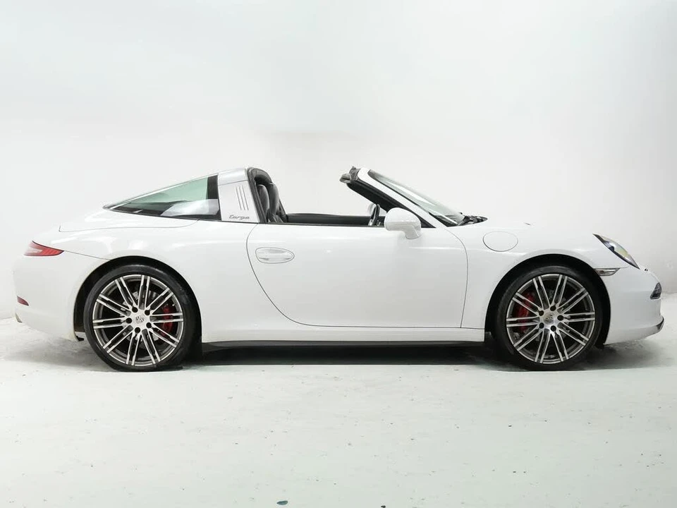 2015 Porsche 991 Targa 4 & 4S - Image 9 of 31