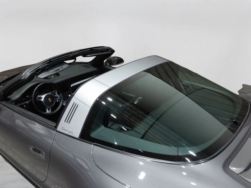 2015 Porsche 991 Targa 4 & 4S - Image 28 of 31