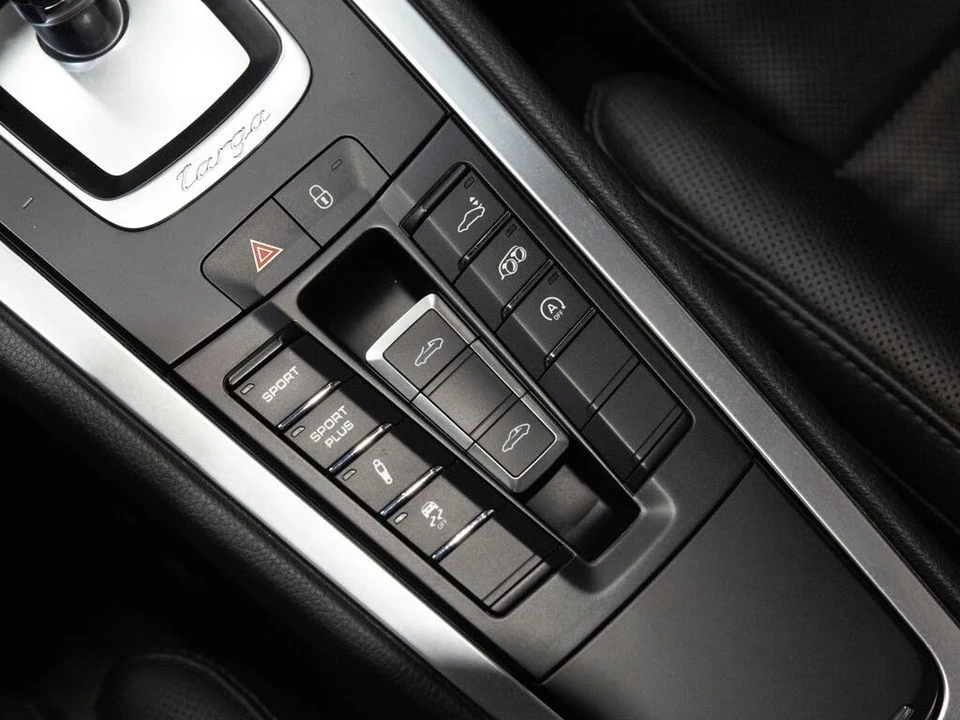 2015 Porsche 991 Targa 4 & 4S - Image 21 of 31