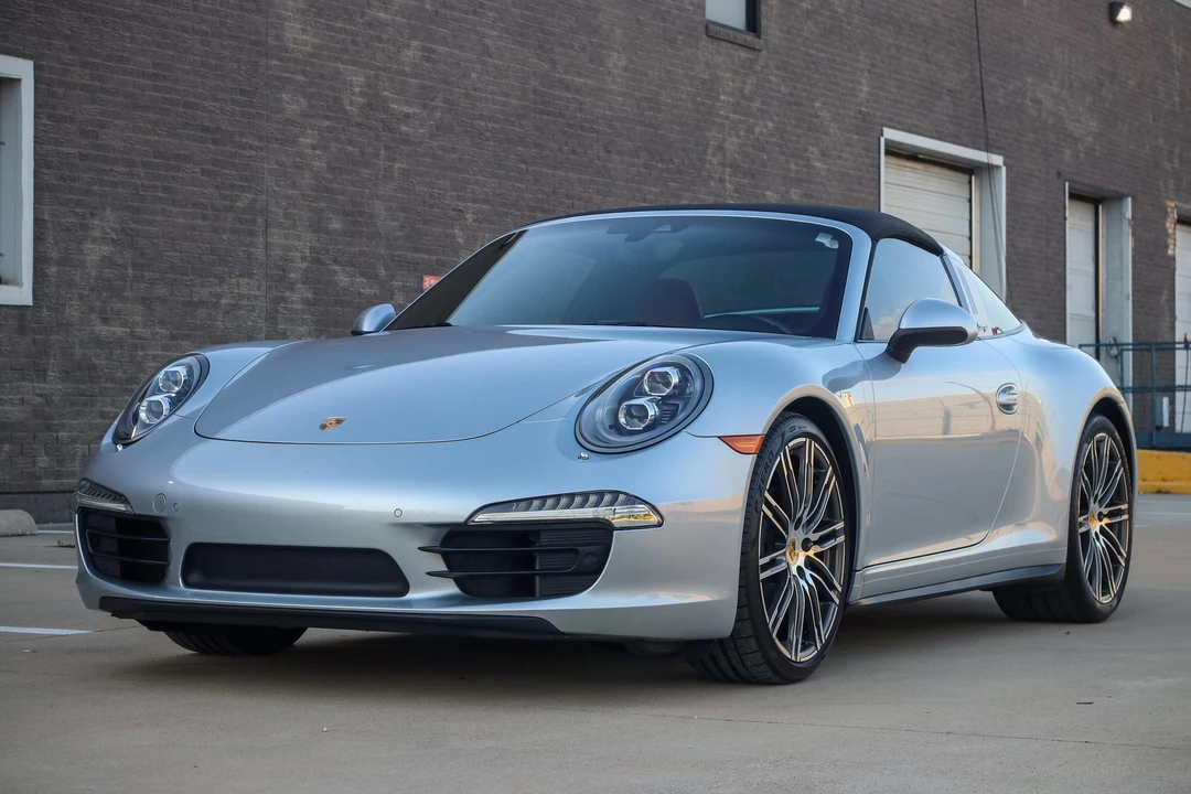 2015 Porsche 991 Targa 4 & 4S - Image 18 of 31
