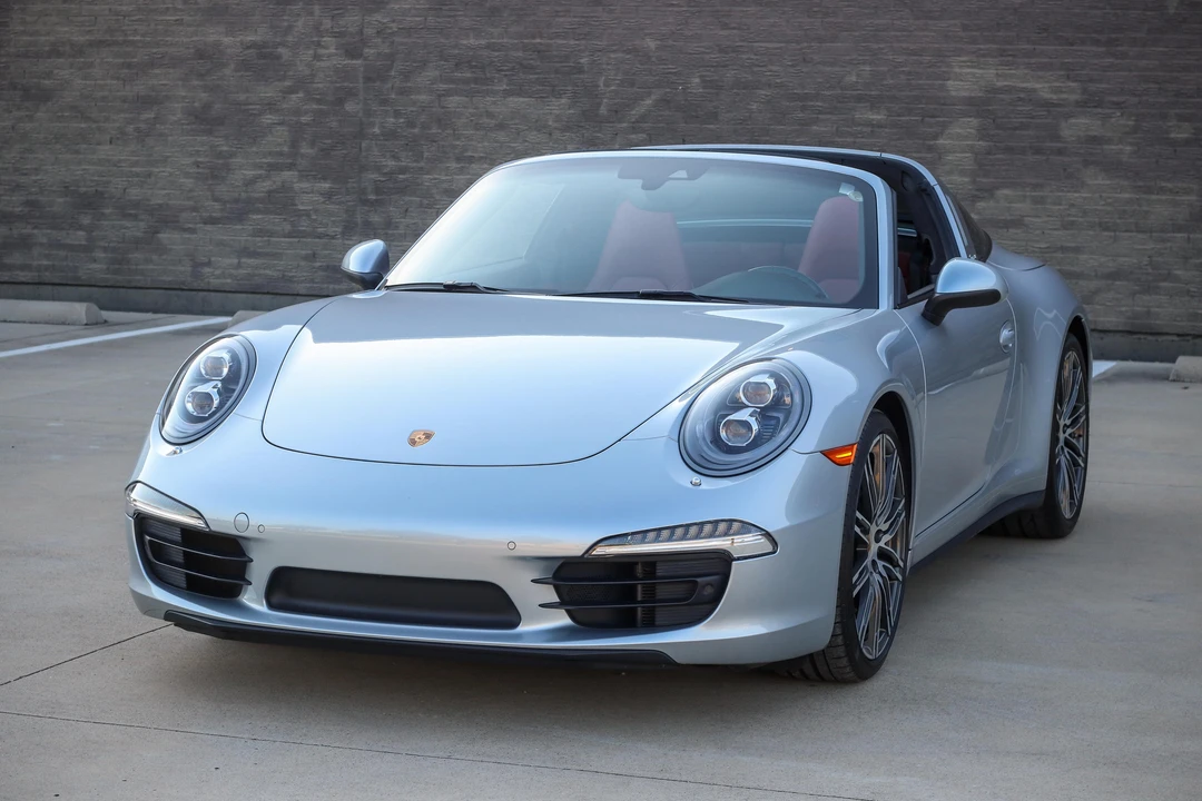 2015 Porsche 991 Targa 4 & 4S - Image 8 of 31