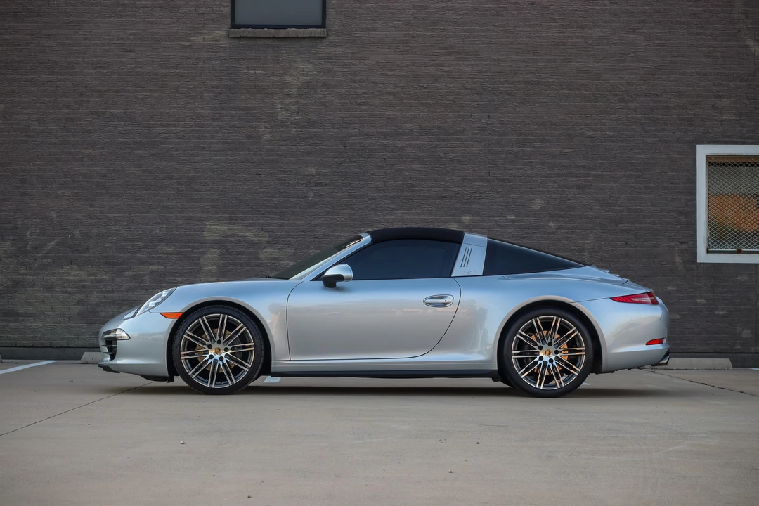 2015 Porsche 991 Targa 4 & 4S - Image 20 of 31