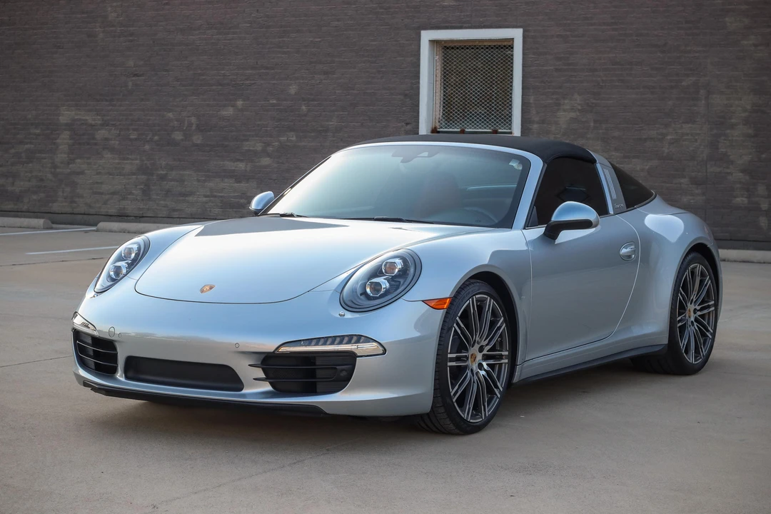 2015 Porsche 991 Targa 4 & 4S - Image 19 of 31