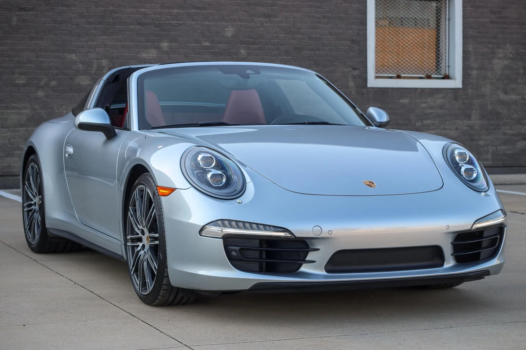 2015 Porsche 991 Targa 4 & 4S - Image 16 of 31