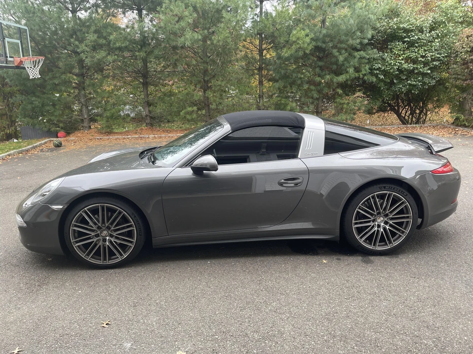 2015 Porsche 991 Targa 4 & 4S - Image 13 of 31
