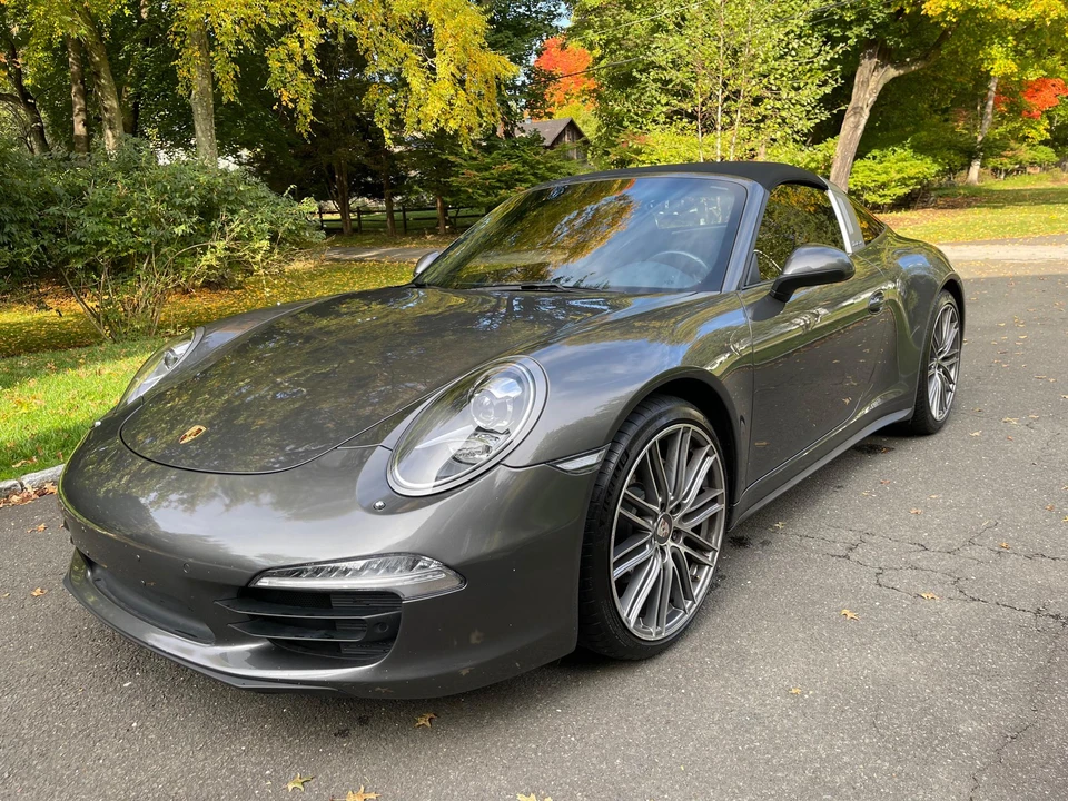 2015 Porsche 991 Targa 4 & 4S - Image 8 of 31
