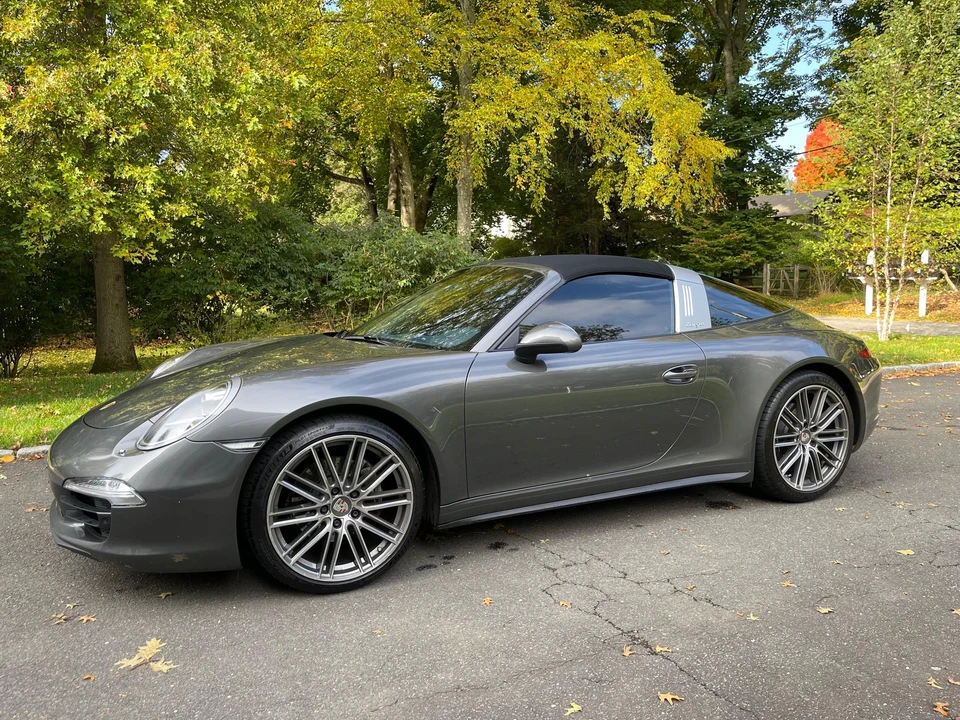 2015 Porsche 991 Targa 4 & 4S - Image 11 of 31