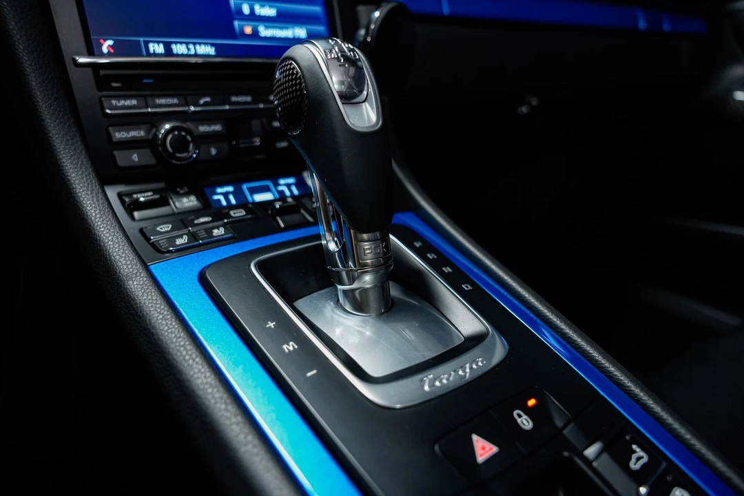 2015 Porsche 991 Targa 4 & 4S - Image 15 of 31