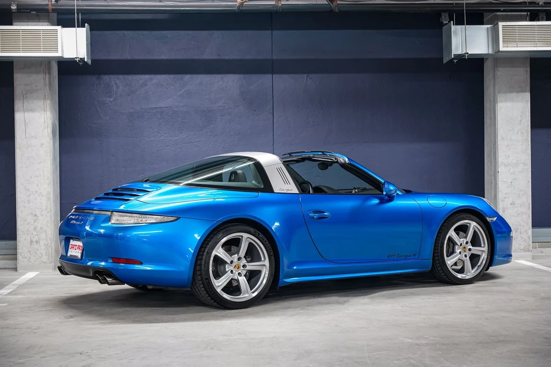 2015 Porsche 991 Targa 4 & 4S - Image 3 of 31
