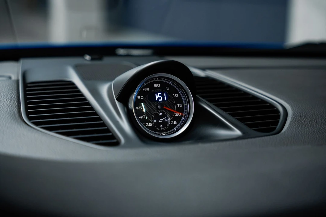 2015 Porsche 991 Targa 4 & 4S - Image 12 of 31