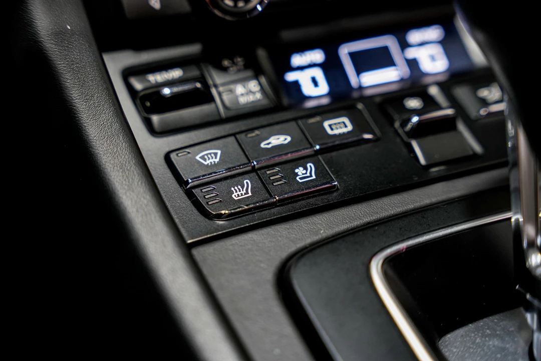 2015 Porsche 991 Targa 4 & 4S - Image 16 of 21