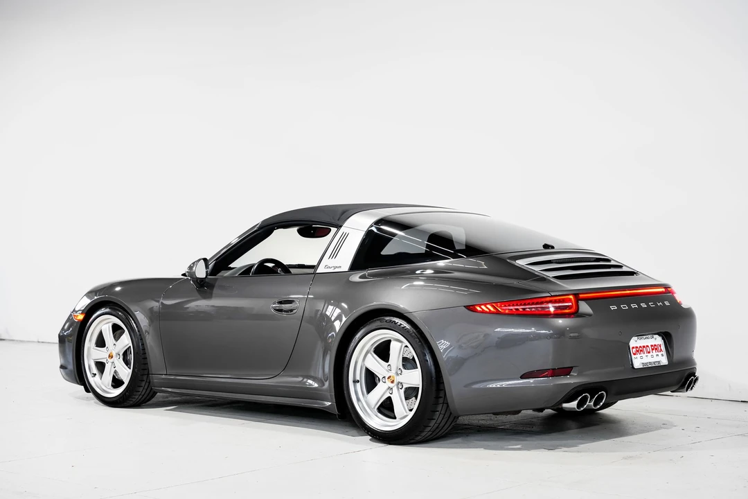 2015 Porsche 991 Targa 4 & 4S - Image 9 of 12