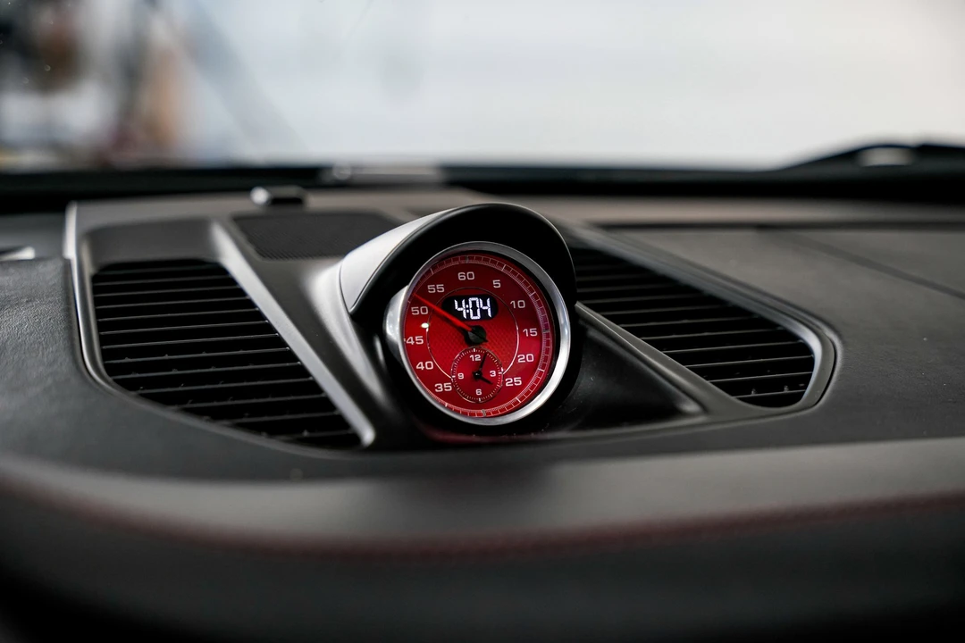 2015 Porsche 991 Targa 4 & 4S - Image 13 of 21