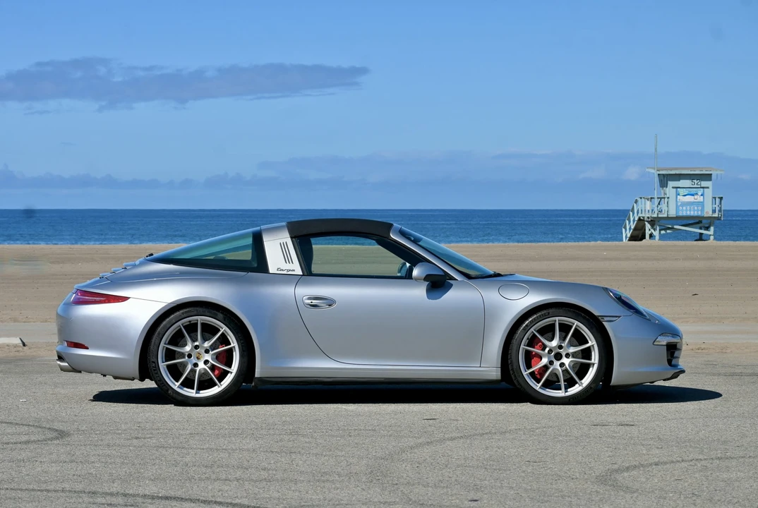 2015 Porsche 991 Targa 4 & 4S - Image 14 of 31