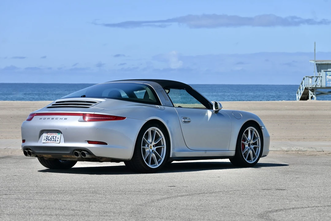 2015 Porsche 991 Targa 4 & 4S - Image 17 of 31
