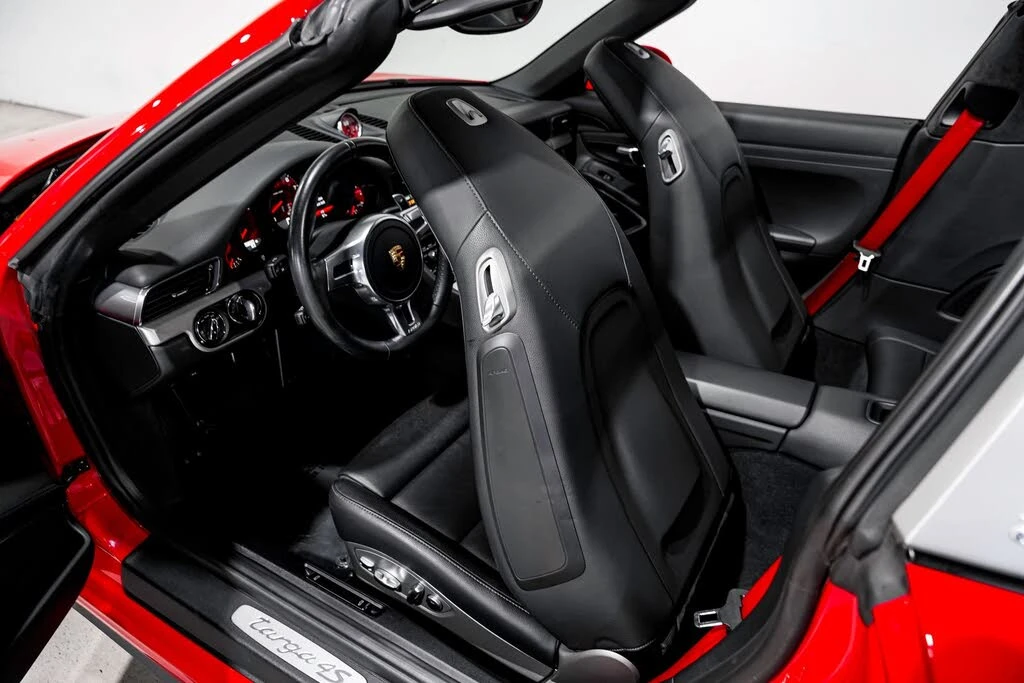 2015 Porsche 991 Targa 4 & 4S - Image 24 of 31