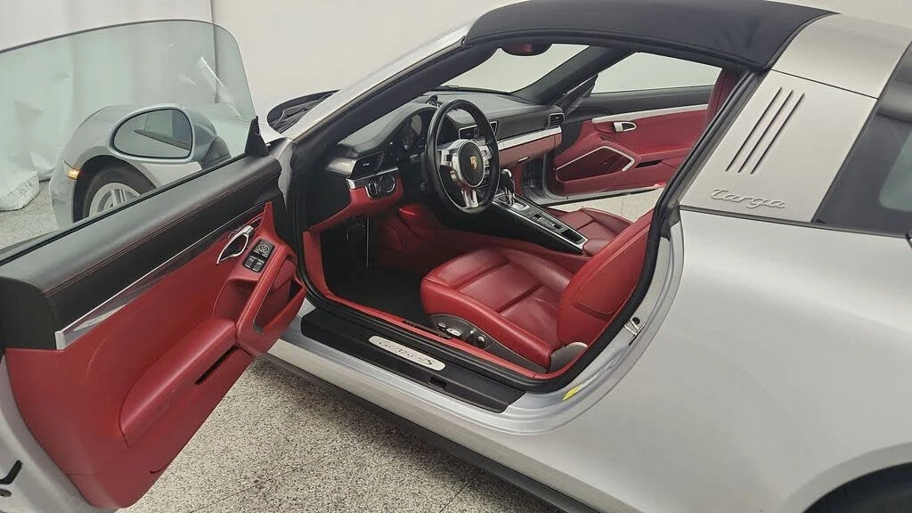 2015 Porsche 991 Targa 4 & 4S - Image 17 of 31