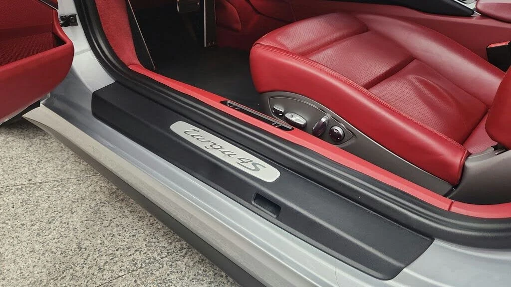 2015 Porsche 991 Targa 4 & 4S - Image 18 of 31