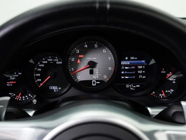 2015 Porsche 991 Targa 4 & 4S - Image 15 of 31