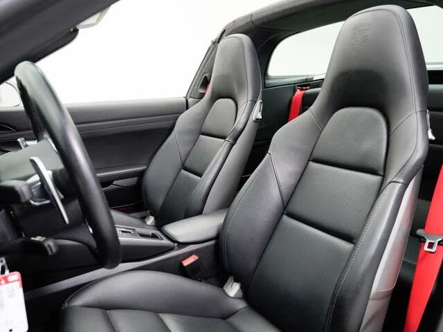 2015 Porsche 991 Targa 4 & 4S - Image 8 of 31