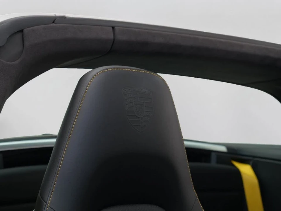 2015 Porsche 991 Targa 4 & 4S - Image 28 of 31