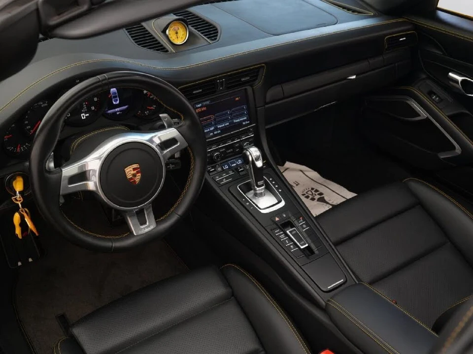 2015 Porsche 991 Targa 4 & 4S - Image 12 of 31