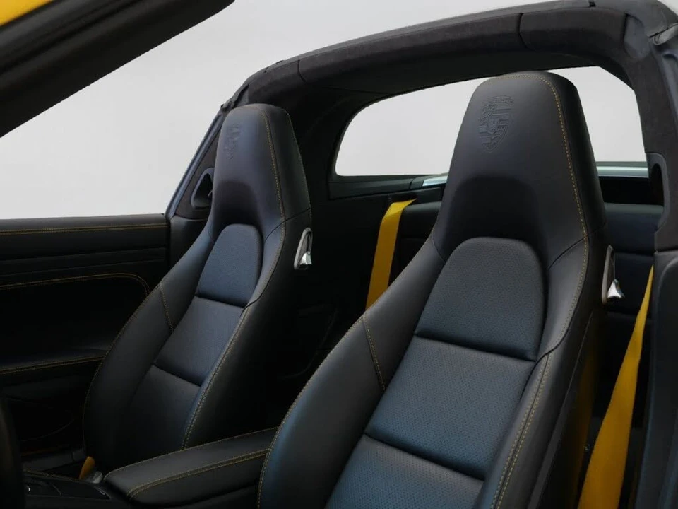 2015 Porsche 991 Targa 4 & 4S - Image 9 of 31