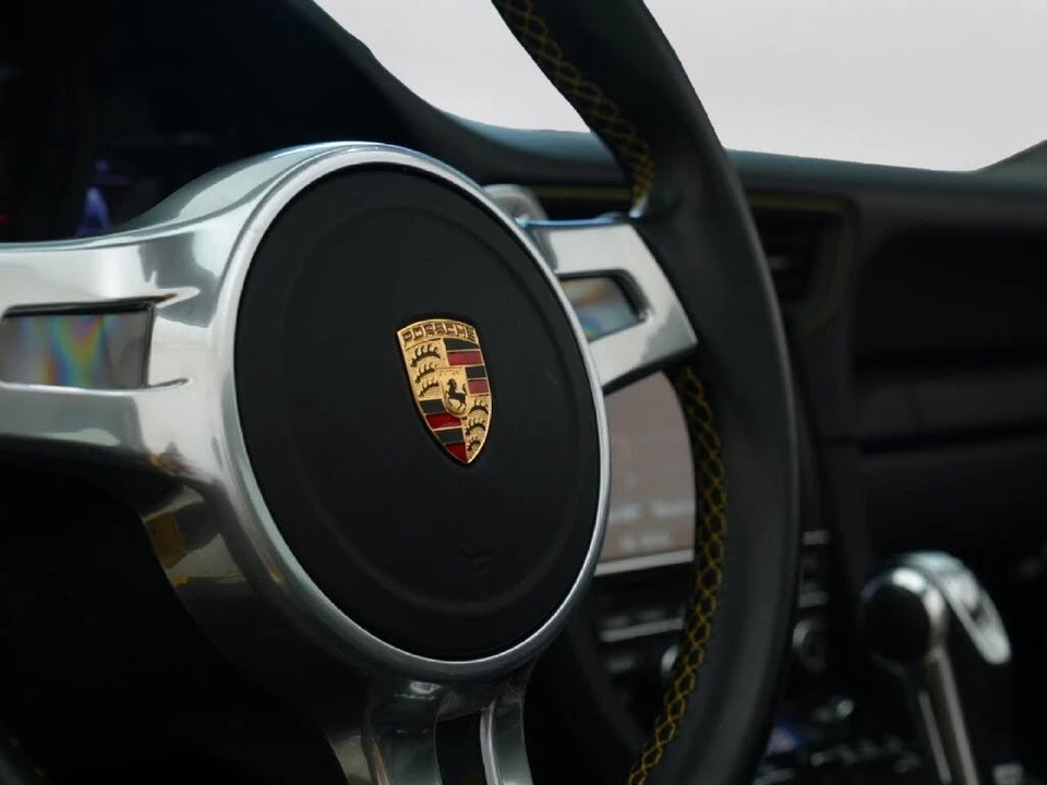 2015 Porsche 991 Targa 4 & 4S - Image 17 of 31