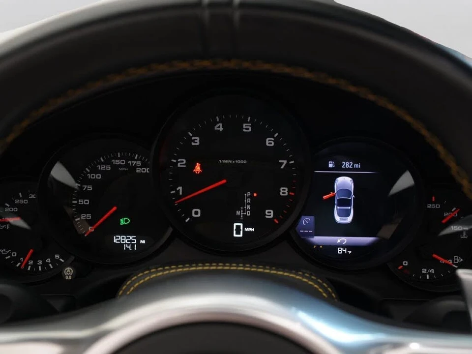 2015 Porsche 991 Targa 4 & 4S - Image 20 of 31