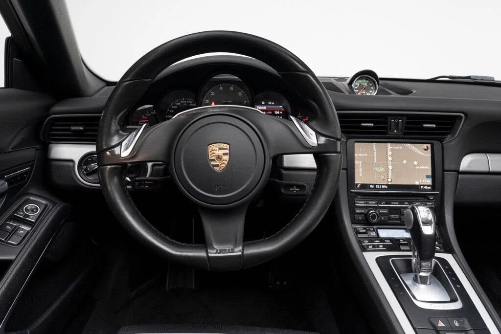 2015 Porsche 991 Targa 4 & 4S - Image 29 of 31