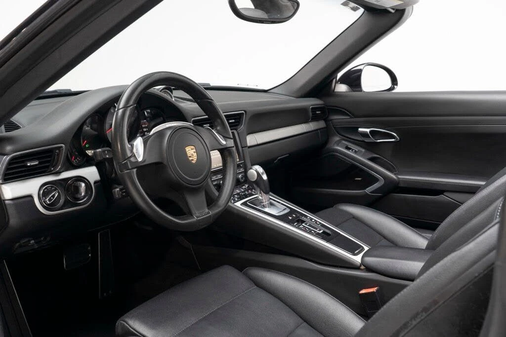 2015 Porsche 991 Targa 4 & 4S - Image 14 of 31
