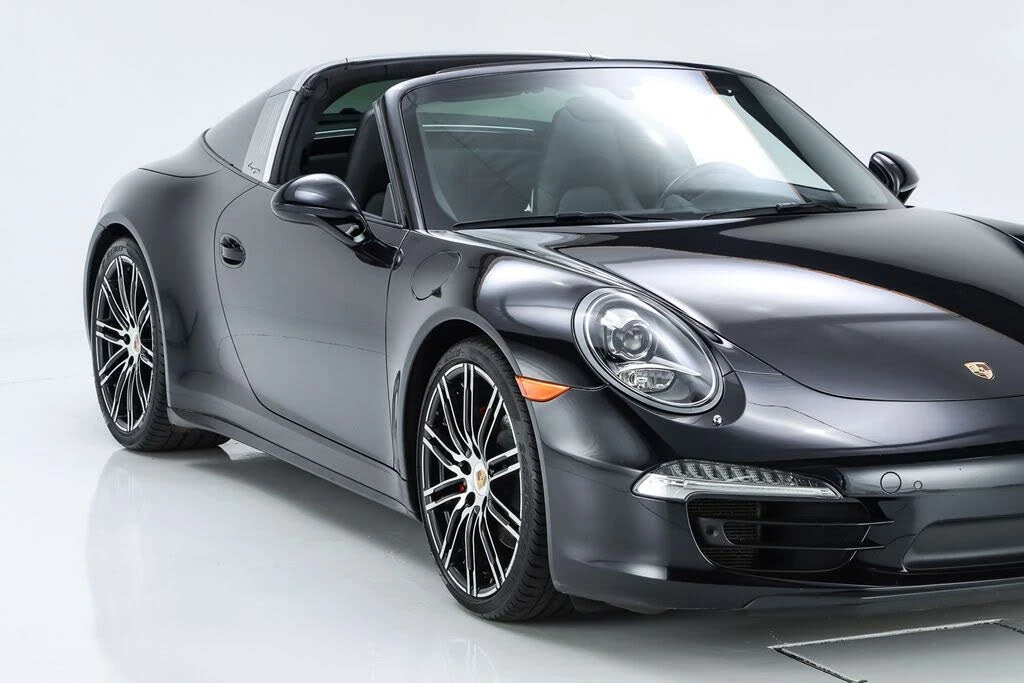 2015 Porsche 991 Targa 4 & 4S - Image 28 of 31