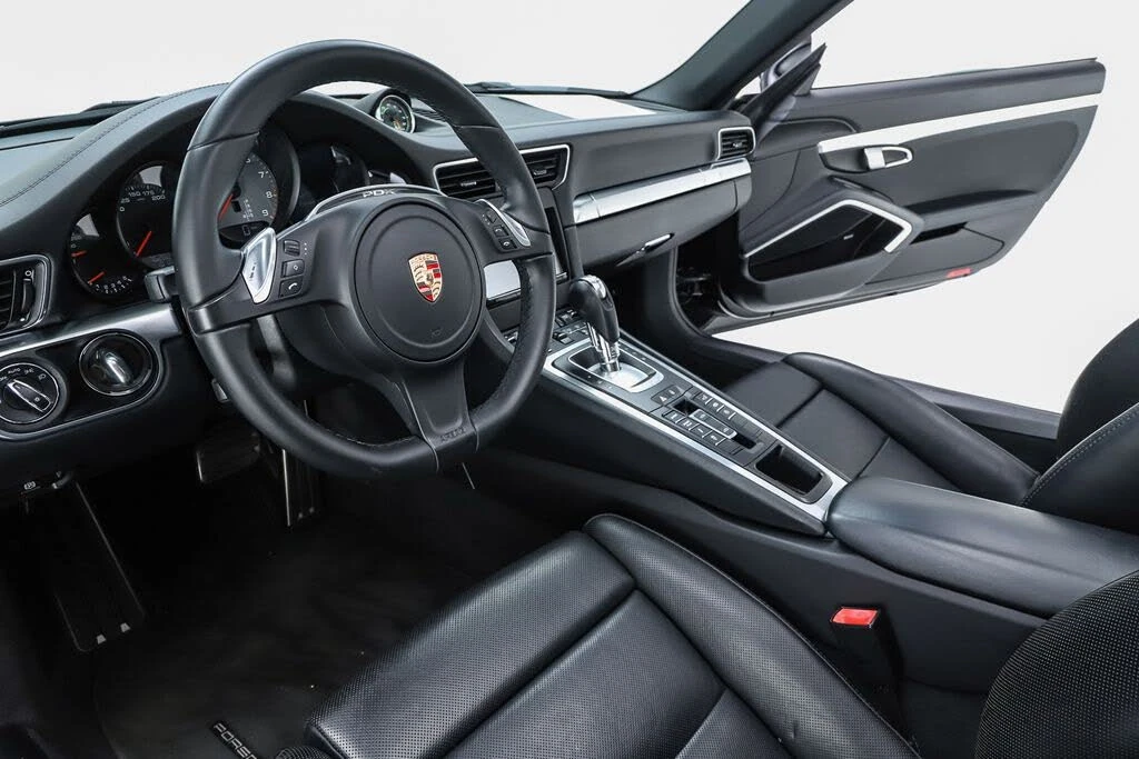 2015 Porsche 991 Targa 4 & 4S - Image 4 of 31
