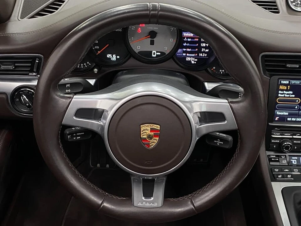 2015 Porsche 991 Targa 4 & 4S - Image 16 of 31