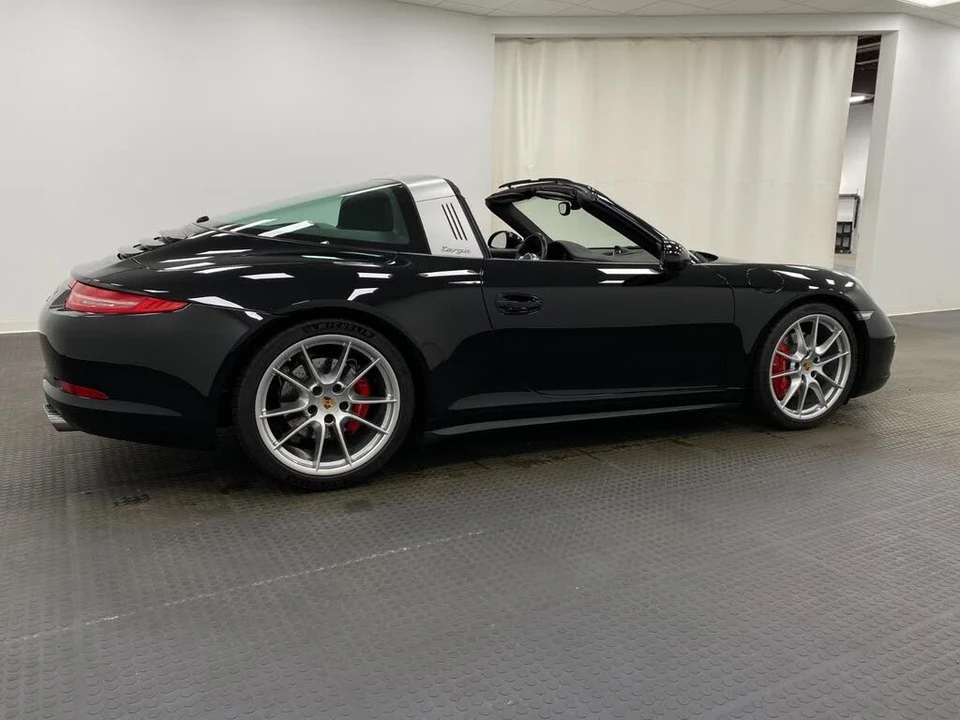 2015 Porsche 991 Targa 4 & 4S - Image 9 of 31