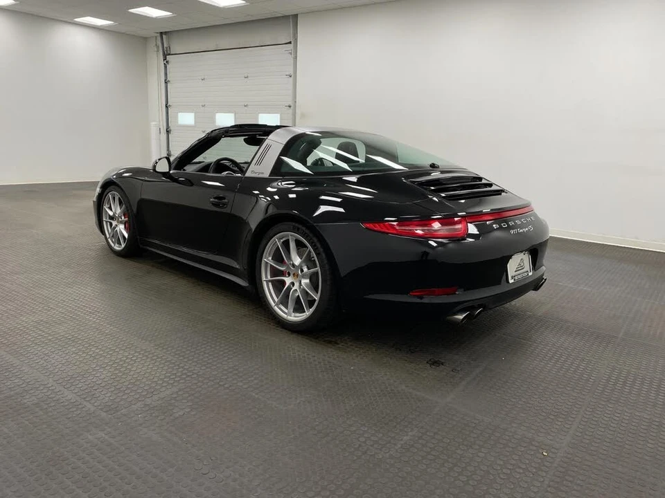 2015 Porsche 991 Targa 4 & 4S - Image 3 of 31
