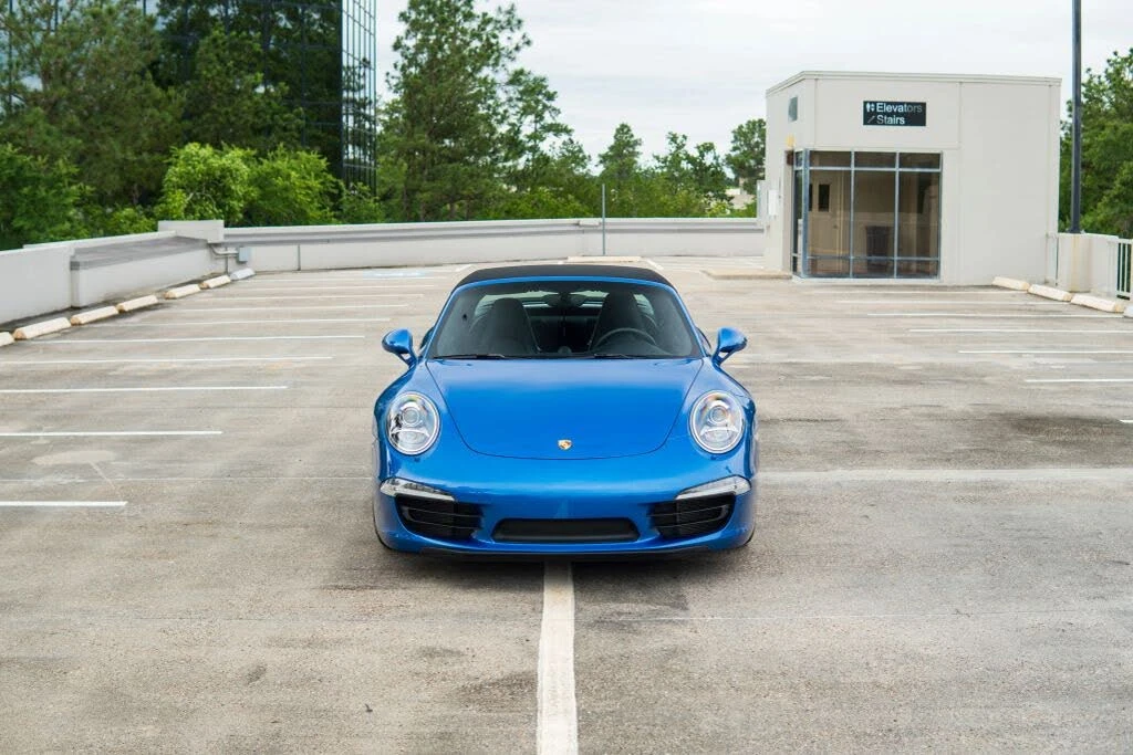 2015 Porsche 991 Targa 4 & 4S - Image 2 of 31