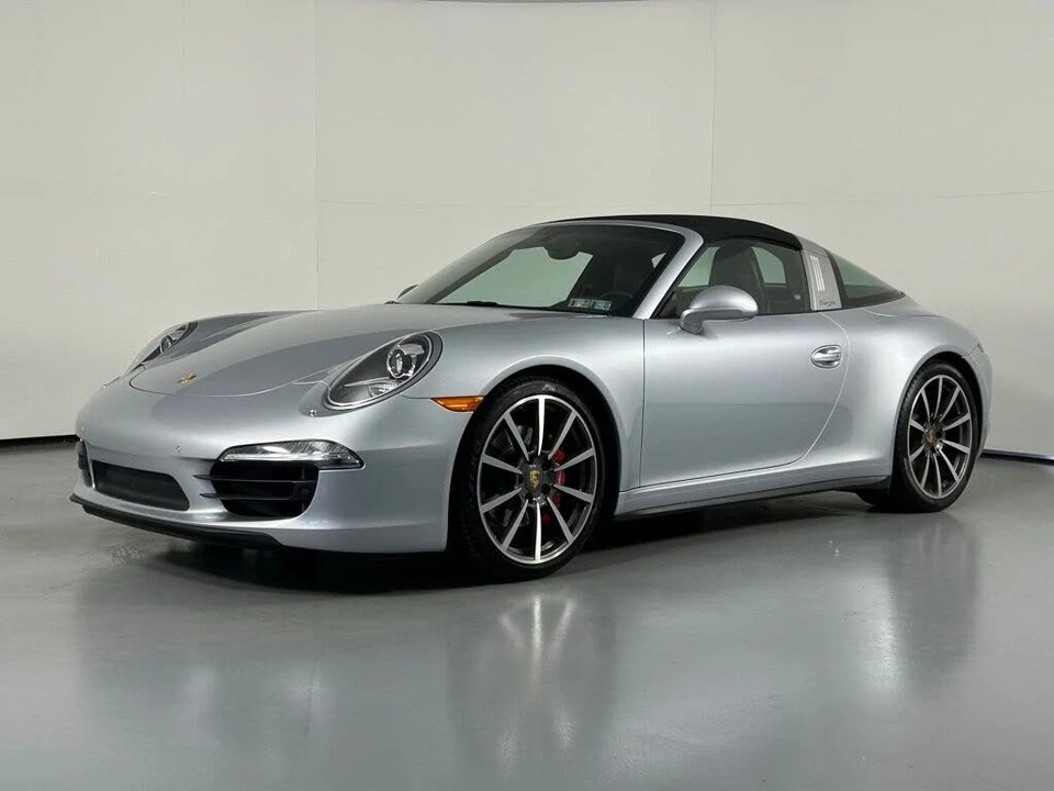 2015 Porsche 991 Targa 4 & 4S - Image 9 of 31