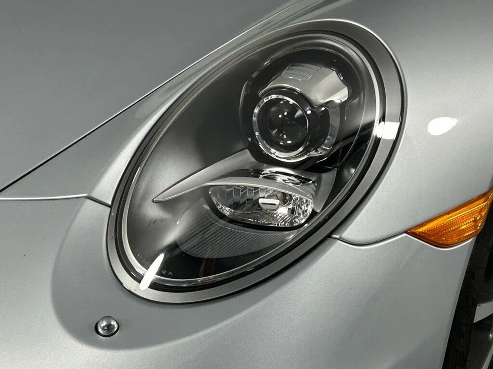 2015 Porsche 991 Targa 4 & 4S - Image 8 of 31