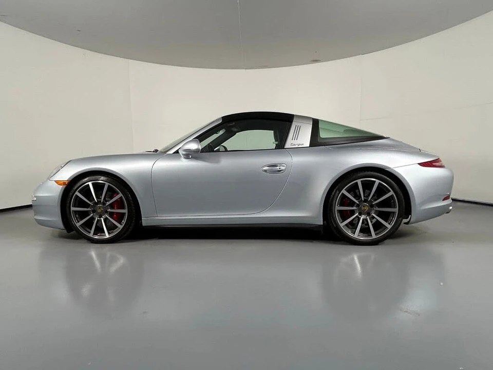 2015 Porsche 991 Targa 4 & 4S - Image 10 of 31
