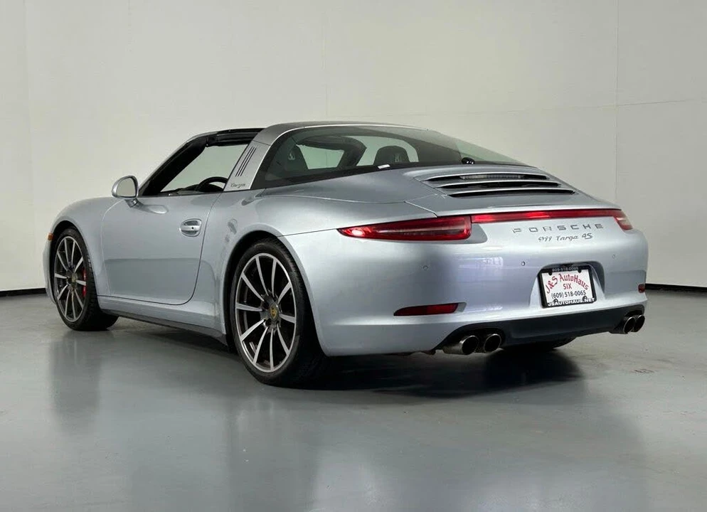 2015 Porsche 991 Targa 4 & 4S - Image 3 of 31