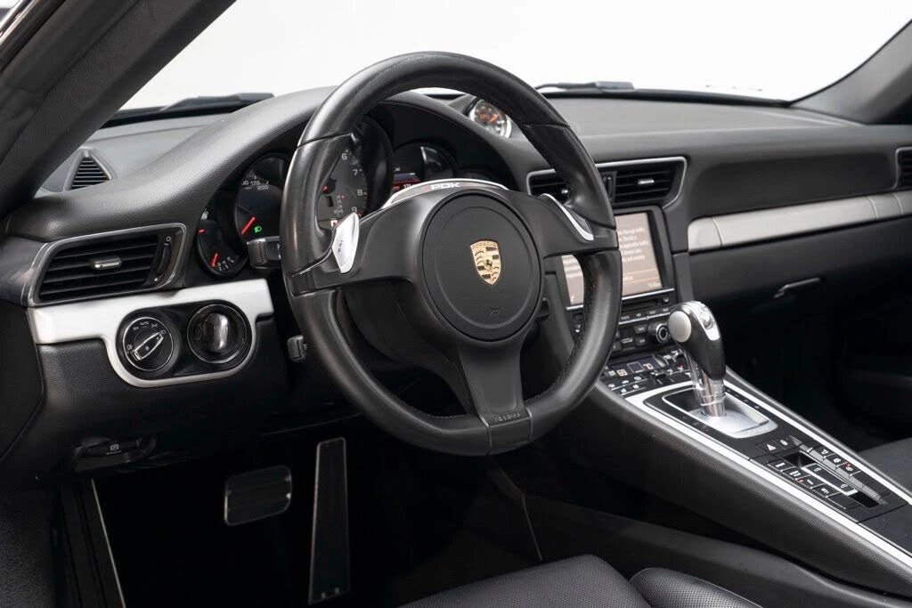 2015 Porsche 991 Targa 4 & 4S - Image 15 of 31