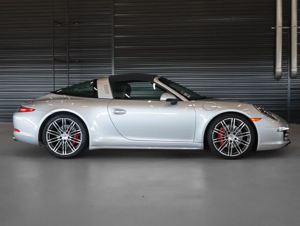 2015 Porsche 991 Targa 4 & 4S - Image 11 of 31