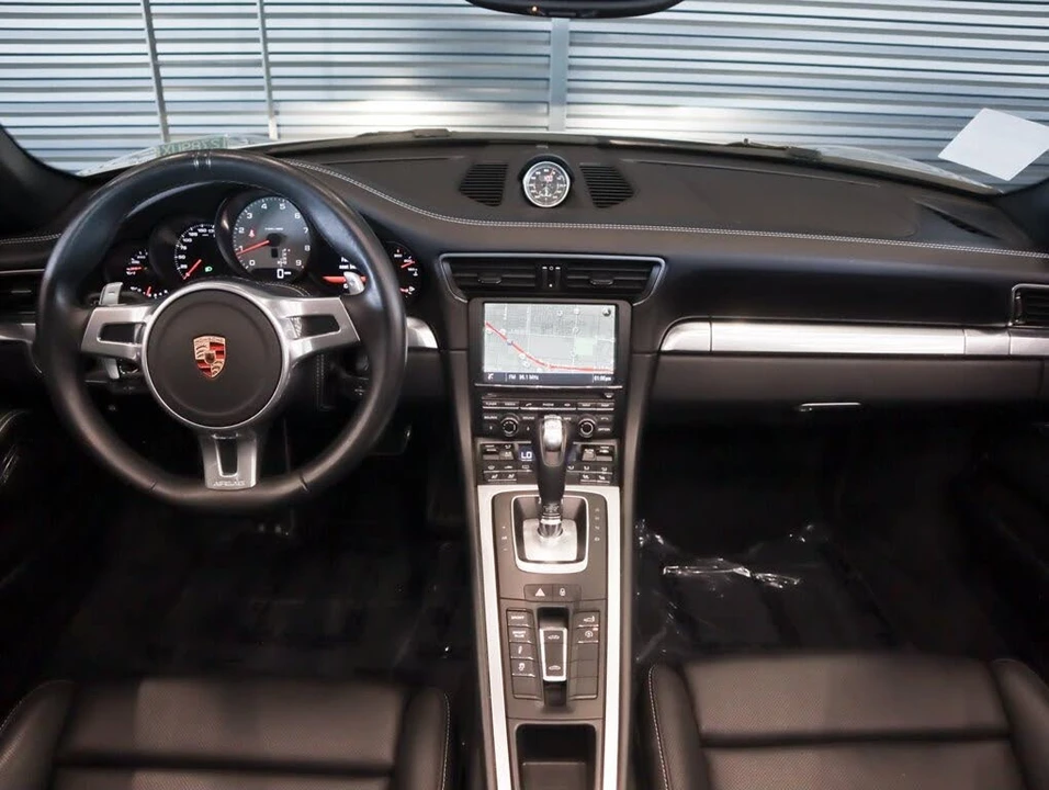 2015 Porsche 991 Targa 4 & 4S - Image 14 of 31