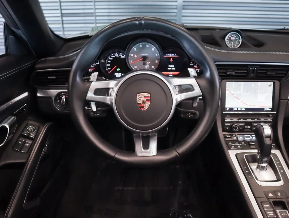 2015 Porsche 991 Targa 4 & 4S - Image 15 of 31